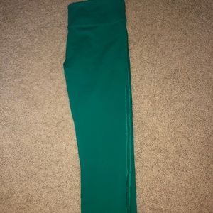 Fabletics Mid Rise Capri Leggings